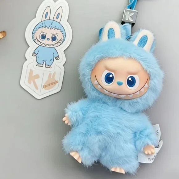 Labubu 4.0 Pin for Love K – Rare Hidden Figure Guaranteed Authentic - Picture 1 of 2